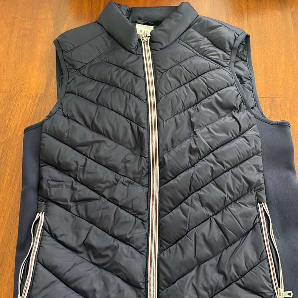 Gap navy vest